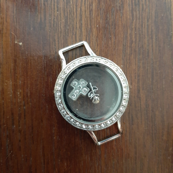 Accessories - Locket and 2 charms